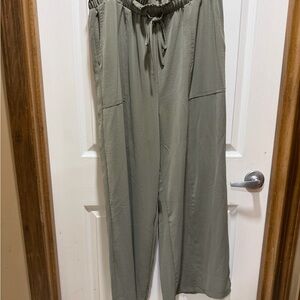 Dokotoo Olive Green Wide-Leg Pants